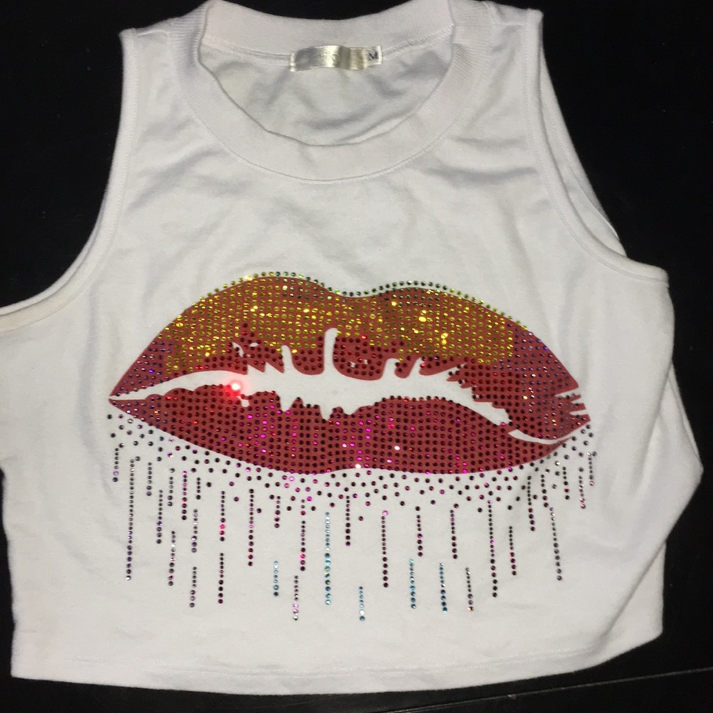 Y2k style LF tank